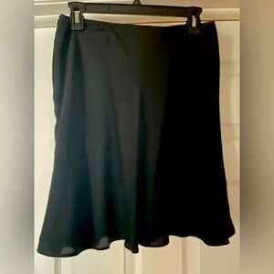 Banana Republic black silk georgette skirt